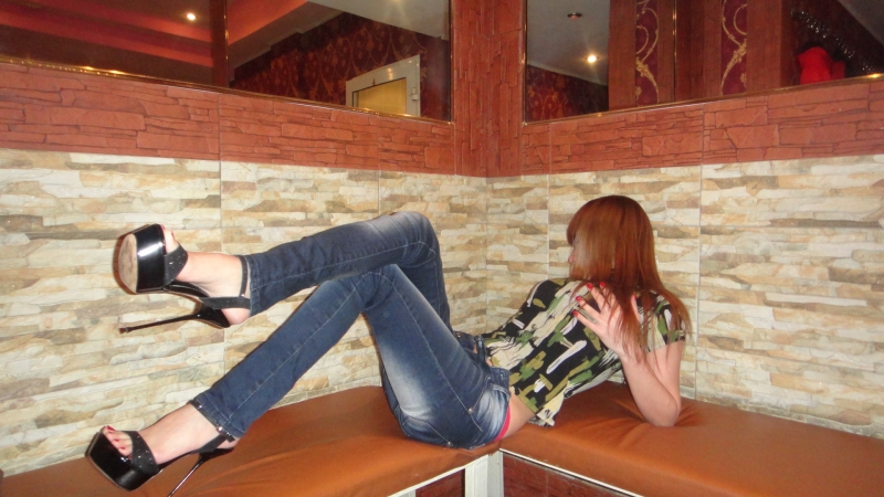 Живу в Москве, Москва - город, где каждая эмоция оживает. Я предлагаю тебе насыщенные моменты страсти и удовольствия 💋 Мои услуги включают разнообразные эротические игры, массаж, фетиш и многое другое. У меня есть фото, которые покажут тебе все мои прелести и сексуальность. Мои клиенты говорят, что я умею расслабить и удовлетворить их полностью. Живи моментом вместе со мной и открой новые грани наслаждения 🌟 Доверься моим мягким рукам и сделай шаг в мир истинного блаженства. Жду звонка. 20902, 23 года